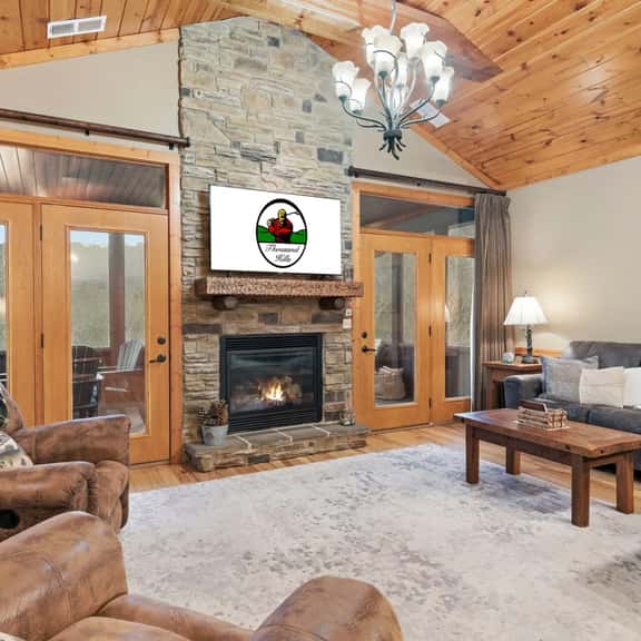 Trophy Run - Bud's Fishing Cabin - 2 BD - Image 1