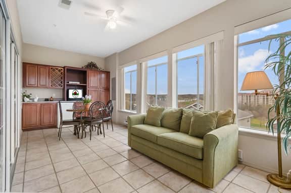 Legacy 9-6 - 2 BD | DX - Image 2