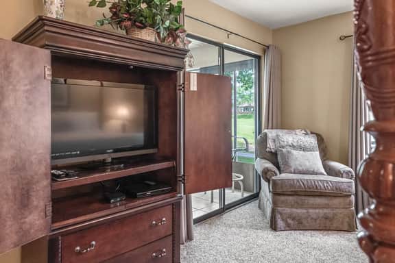 Pointe - 6107 - 4 BD - Image 5