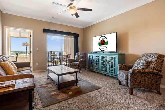 Majestic 316 - 2 BD | LAKE - Image 4