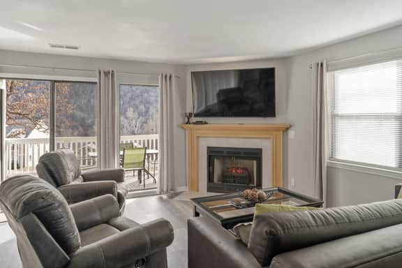 Pointe - 6406 - 2 BD | DX | WK - Image 3