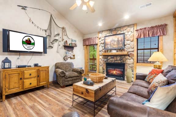 Cabins at Grand Mountain - Cabin 135 - 2 BD | PY - Image 2