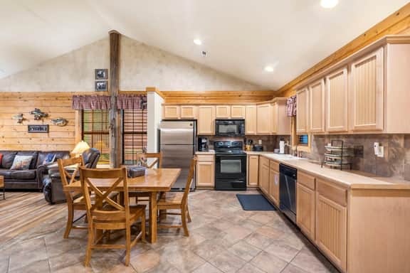 Cabins at Grand Mountain - Cabin 135 - 2 BD | PY - Image 4