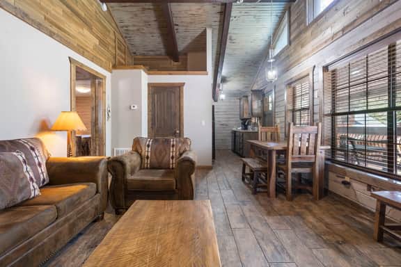 Indian Point - Cabins 19 - 2 BD | DNR | LTD - Image 3