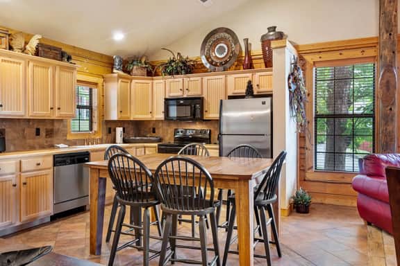Cabins at Grand Mountain - Cabin 133 - 2 BD | PMR | WK | PY - Image 4