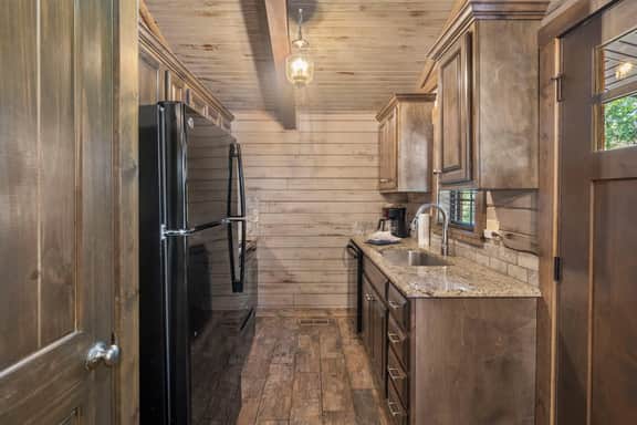Indian Point - Cabins 09 - 2 BD | LV | DNR - Image 5