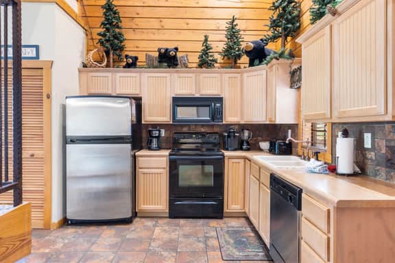 Cabins at Grand Mountain - Cabin 241 - 2 BD + L | PY - Image 4