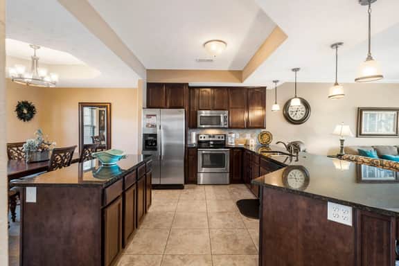 Majestic 311 - 2 BD | LAKE - Image 5