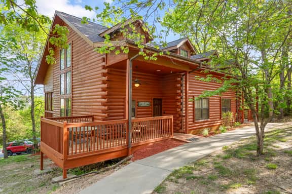 Cabins at Grand Mountain - Cabin 228/230 - 4 BD | PMR | CN - Image 2