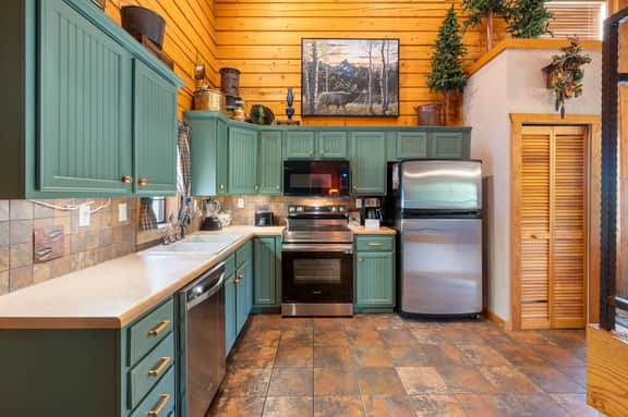 Cabins at Grand Mountain - Cabin 223 - 2 BD | PMR | WK | PY - Image 4
