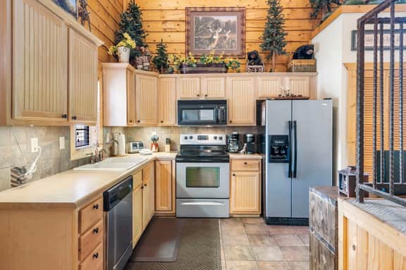 Cabins at Grand Mountain - Cabin 326 - 2 BD | DX - Image 2