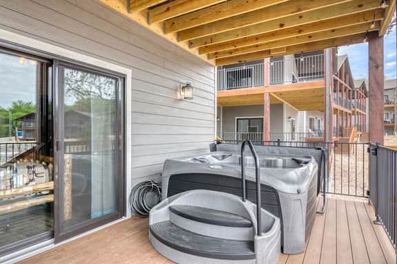 Indian Point - Lodge 120-30 - 6 BD | PS - Image 2