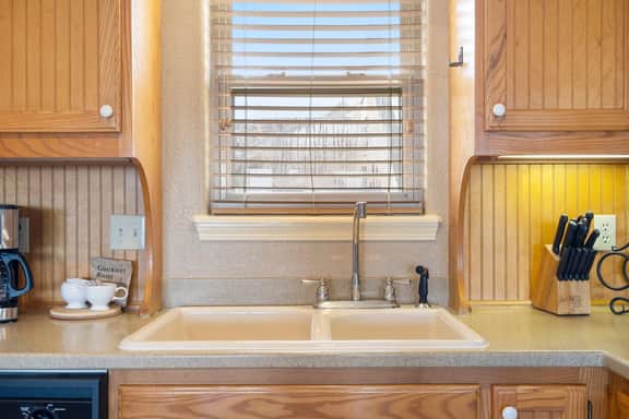 OakRidge - Condo 751 AB | 2 BD - Image 4