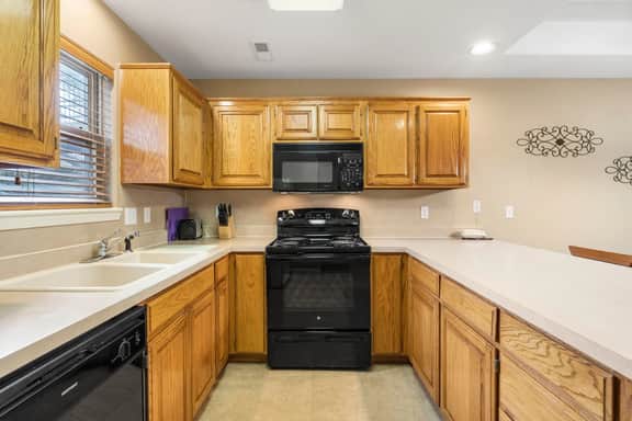 OakRidge - Condo 709 AB | 2 BD - Image 3