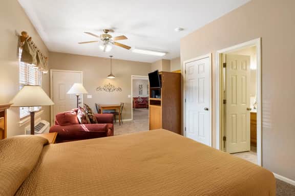 OakRidge - Condo 707 B | QS - Image 5