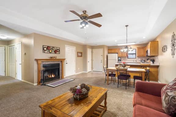 OakRidge - Condo 713 A | 1 BD - Image 2