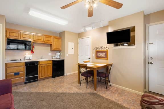 OakRidge - Condo 712 B | WK | QS - Image 4