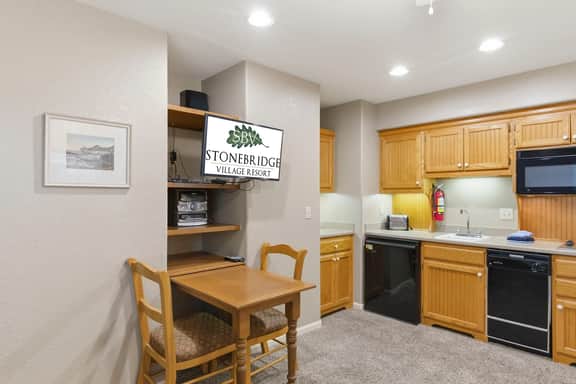 OakRidge - Condo 752 B | WK | QS - Image 3