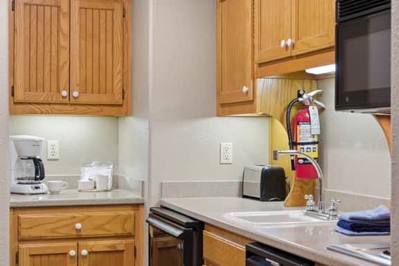 OakRidge - Condo 752 B | WK | QS - Image 5