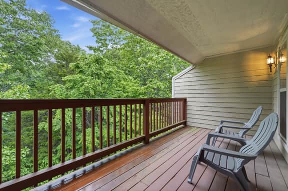 OakRidge - Condo 722 AB | WK | 2 BD - Image 2