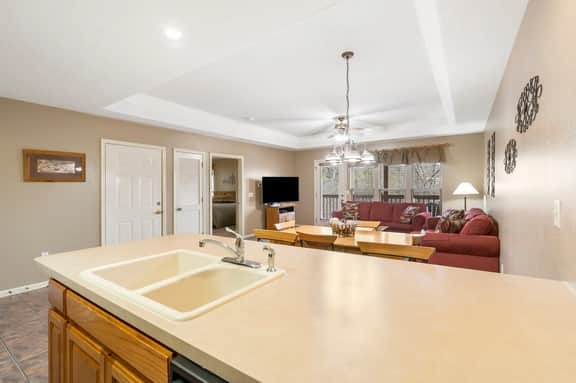OakRidge - Condo 705 AB | 2 BD - Image 4