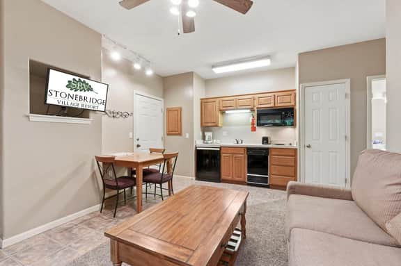 OakRidge - Condo 719 B | QS - Image 3