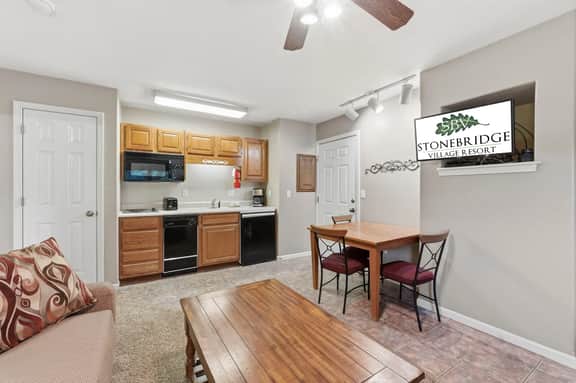 OakRidge - Condo 722 B | WK | QS - Image 4
