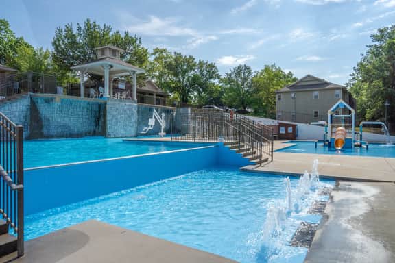 OakRidge - Condo 749 B | QS - Image 3