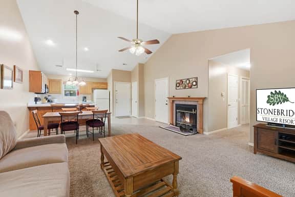 OakRidge - Condo 718 AB | WK | 2 BD - Image 5