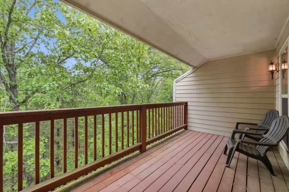 OakRidge - Condo 718 AB | WK | 2 BD - Image 3