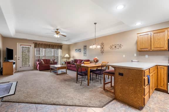 OakRidge - Condo 715 A | 1 BD - Image 3