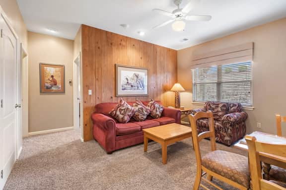 OakRidge - Condo 757 B | QS - Image 2