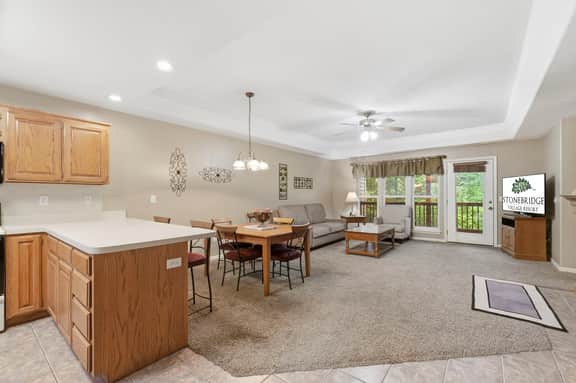 OakRidge - Condo 719 A | 1 BD - Image 3