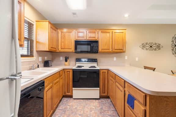 OakRidge - Condo 713 AB | 2 BD - Image 3