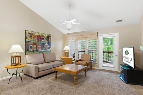 OakRidge - Condo 748 A | WK | 1 BD - Image 2