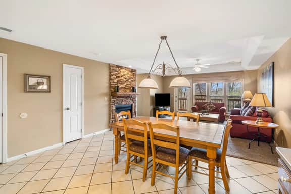 OakRidge - Condo 735 A | 1 BD - Image 4