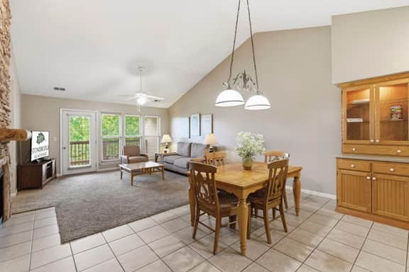 OakRidge - Condo 756 AB | WK | 2 BD - Image 5