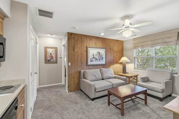 OakRidge - Condo 748 B | WK | QS - Image 3