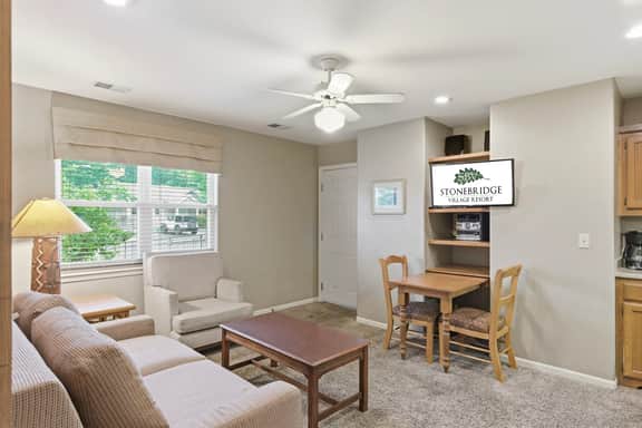 OakRidge - Condo 748 B | WK | QS - Image 2