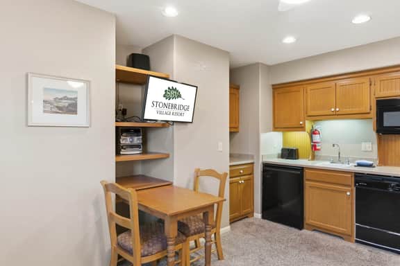 OakRidge - Condo 748 B | WK | QS - Image 4