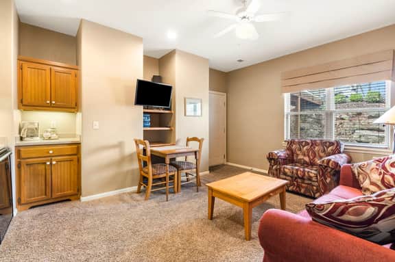 OakRidge - Condo 735 B | QS - Image 5