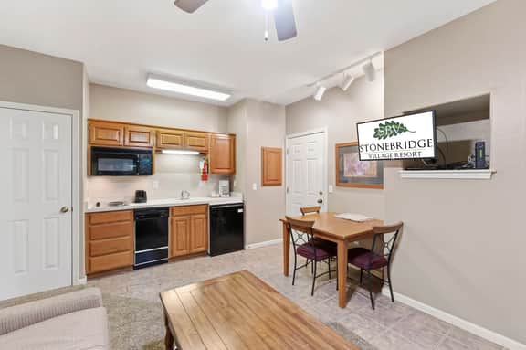 OakRidge - Condo 717 B | QS - Image 4