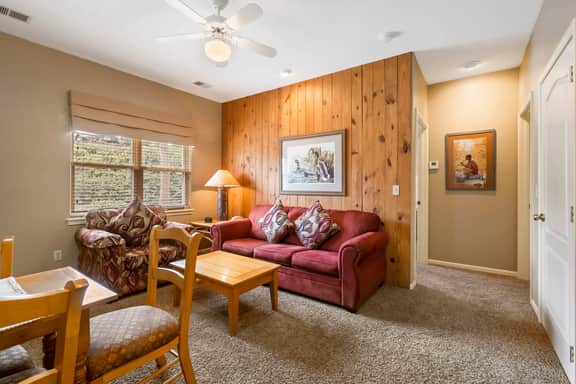 OakRidge - Condo 745 B | QS - Image 3