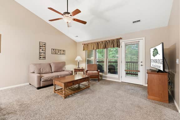 OakRidge - Condo 720 AB | WK | HR | 2 BD - Image 2