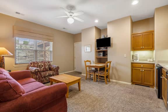 OakRidge - Condo 737 B | QS - Image 5