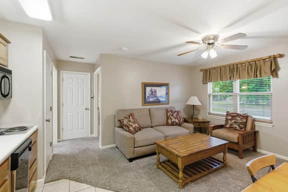 OakRidge - Condo 724 B | WK | QS | DNR | TAN - Image 3