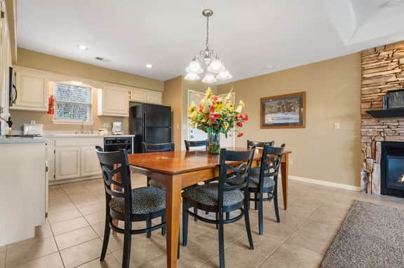 OakRidge - Condo 781 A | 1 BD - Image 3