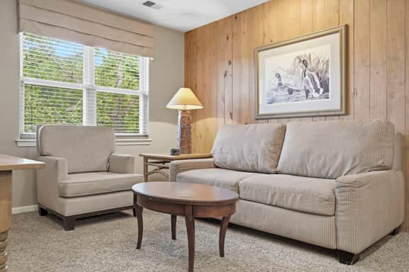 OakRidge - Condo 750 B | WK | QS - Image 3