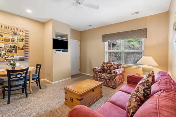 OakRidge - Condo 781 B | QS - Image 3
