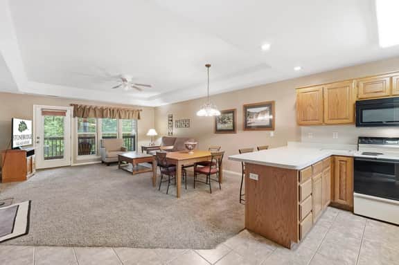 OakRidge - Condo 717 AB | 2 BD - Image 3